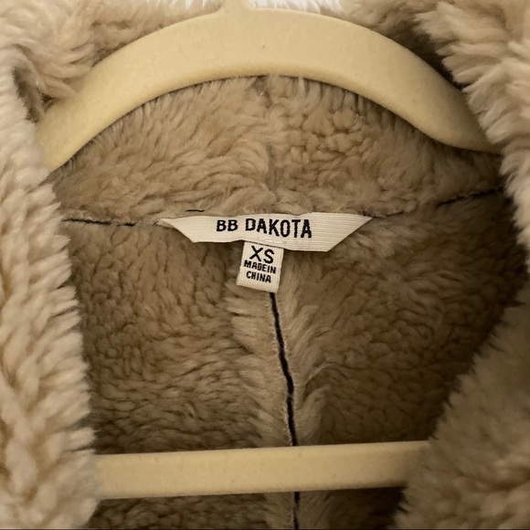 🎉HP! Navy BB Dakota Faux Shearling Jacket - Picture 6 of 8